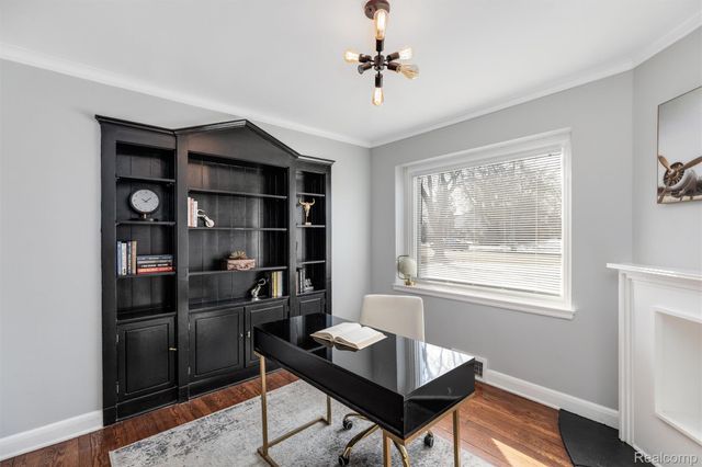 17200 Pontchartrain Boulevard, Detroit, MI 48203