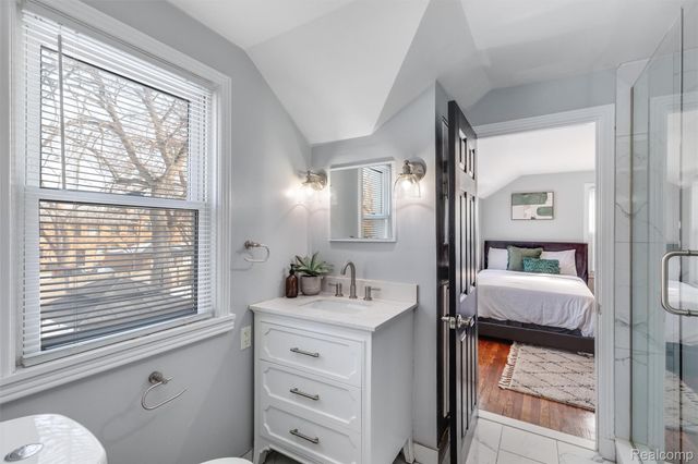 17200 Pontchartrain Boulevard, Detroit, MI 48203