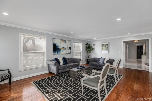 17200 Pontchartrain Boulevard, Detroit, MI 48203