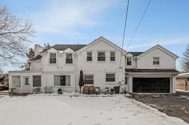 17200 Pontchartrain Boulevard, Detroit, MI 48203