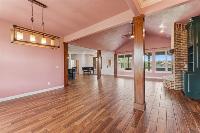 13414 Pearson Ranch Road, Prairie Grove, AR 72753
