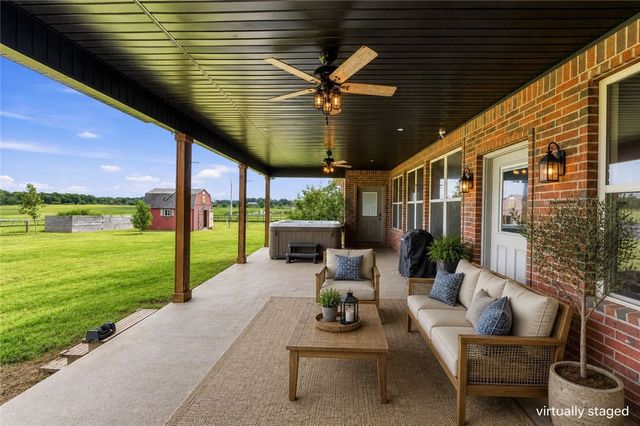 13414 Pearson Ranch Road, Prairie Grove, AR 72753