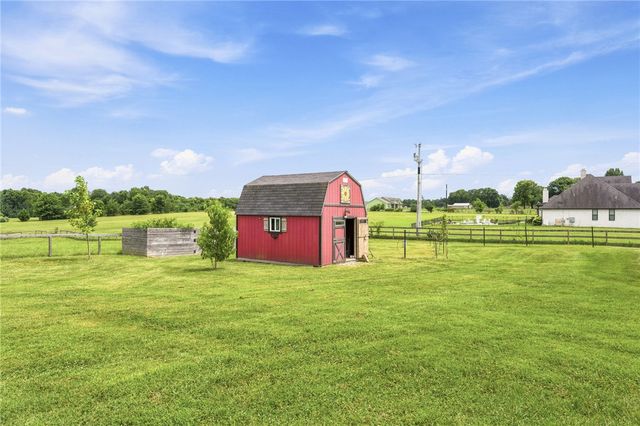 13414 Pearson Ranch Road, Prairie Grove, AR 72753