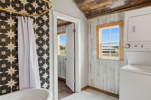 13414 Pearson Ranch Road, Prairie Grove, AR 72753