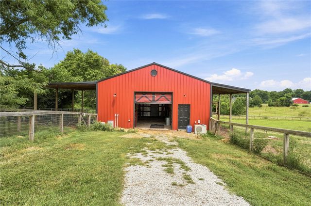 13414 Pearson Ranch Road, Prairie Grove, AR 72753