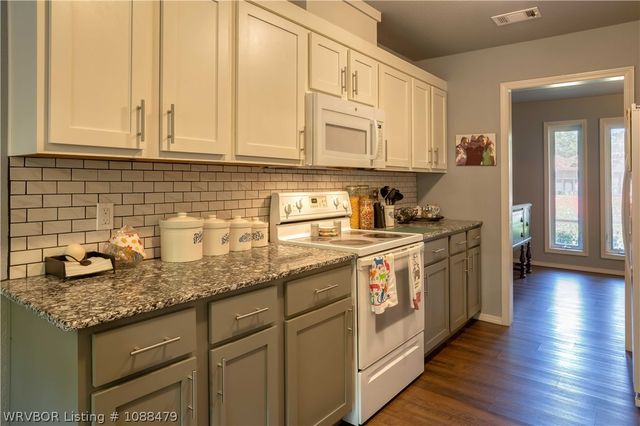 3008 Briar Cove, Fort Smith, AR 72903