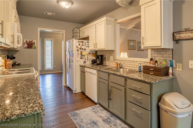 3008 Briar Cove, Fort Smith, AR 72903