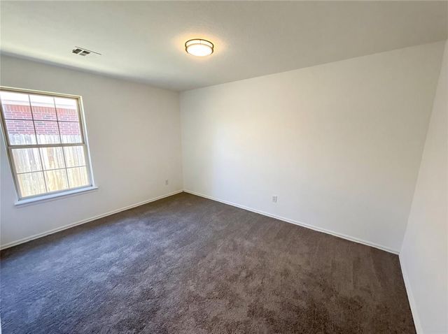 504 Woodbriar, Noble, OK 73068