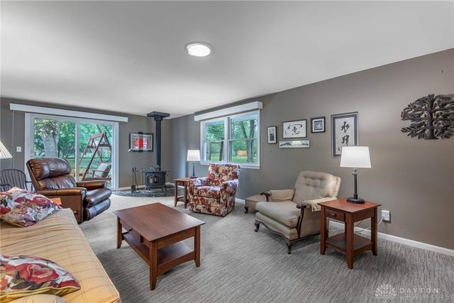 325 Annette Drive, Dayton, OH 45458