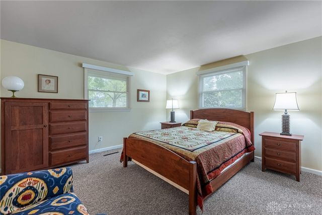 325 Annette Drive, Dayton, OH 45458