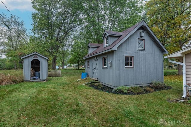 325 Annette Drive, Dayton, OH 45458