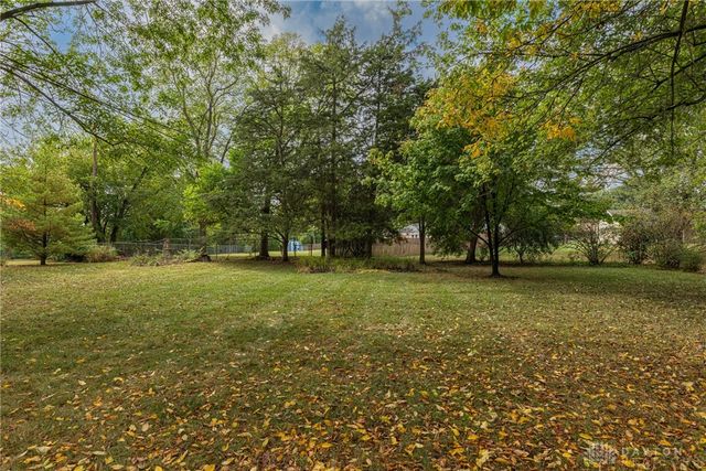 325 Annette Drive, Dayton, OH 45458