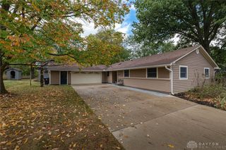 325 Annette Drive, Dayton, OH 45458