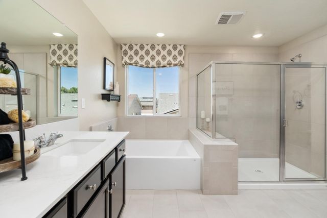 6770 E Oslin Avenue, Fresno, CA 93727