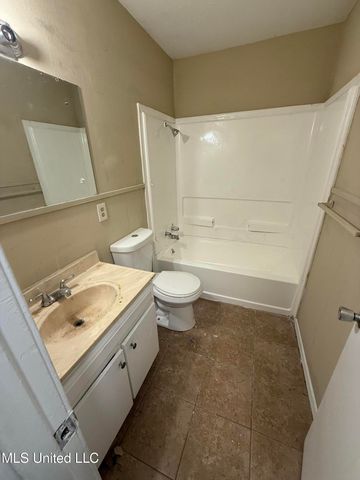 1027 Woodville Drive, Jackson, MS 39212