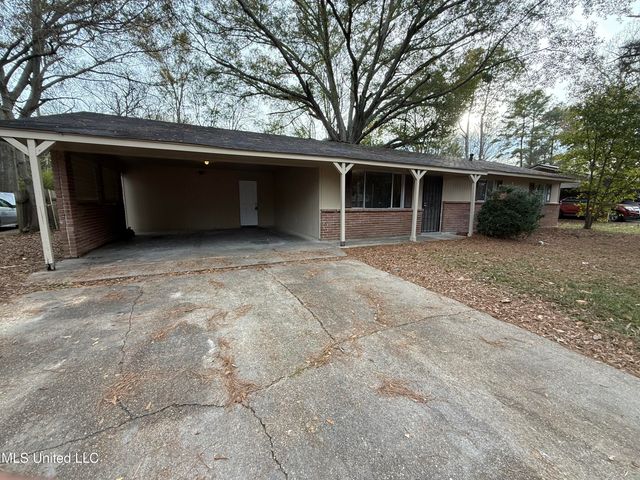 1027 Woodville Drive, Jackson, MS 39212