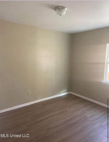 1027 Woodville Drive, Jackson, MS 39212