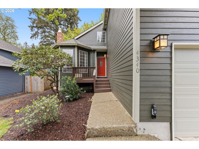 4340 Sw VACUNA St, Portland, OR 97219