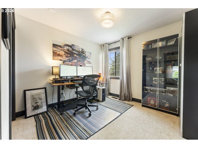 4340 Sw VACUNA St, Portland, OR 97219