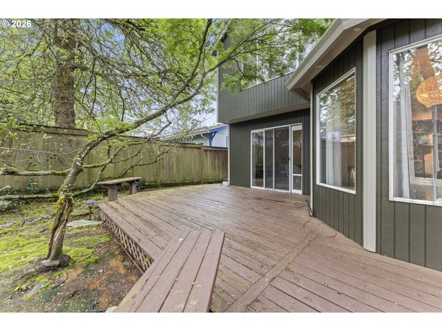 4340 Sw VACUNA St, Portland, OR 97219