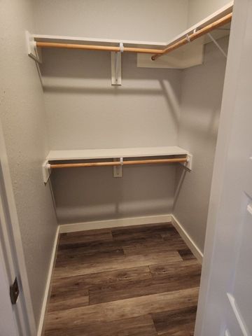 1807 Harbor Dr, Rockport, TX 78382