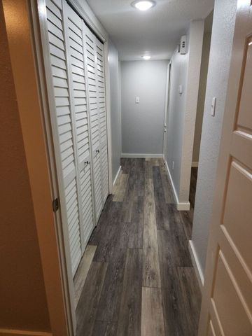 1807 Harbor Dr, Rockport, TX 78382