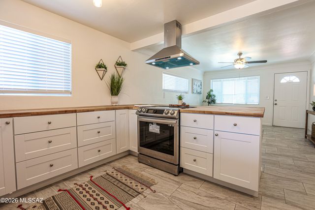 1143 N Santa Rosa Avenue, Tucson, AZ 85712