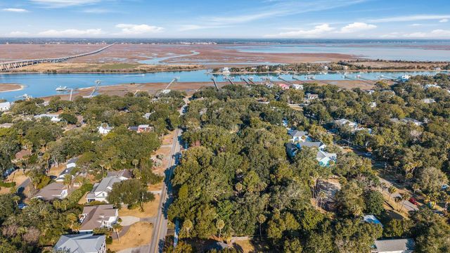 22 21st Avenue, Isle Of Palms, SC 29451
