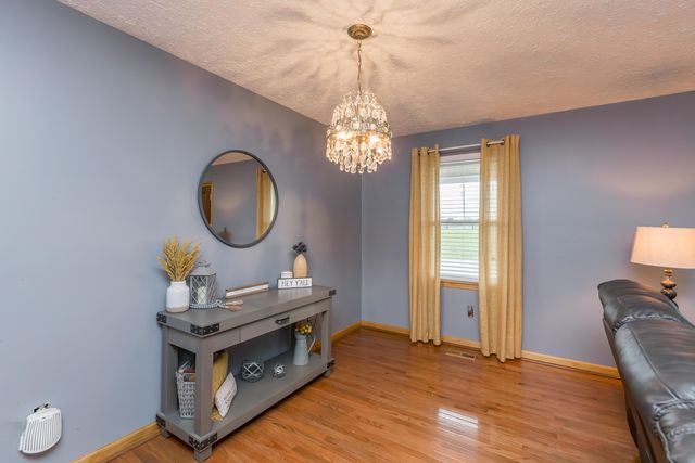 110 White Conkwright Road, Winchester, KY 40391