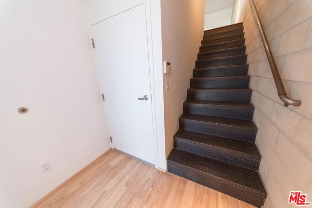 717 N HIGHLAND Avenue 7, Los Angeles, CA 90038