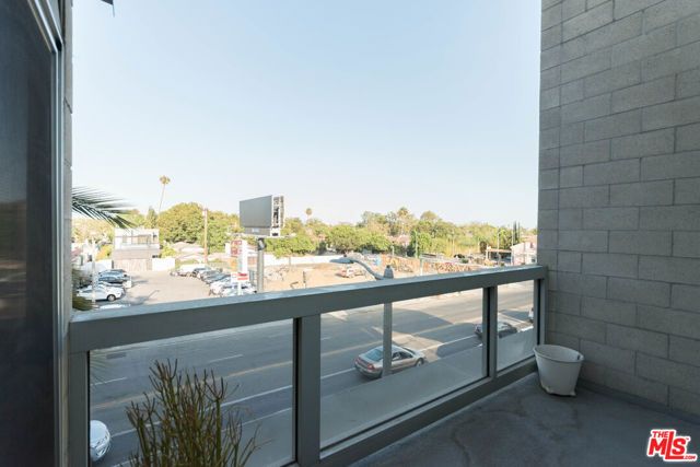 717 N HIGHLAND Avenue 7, Los Angeles, CA 90038