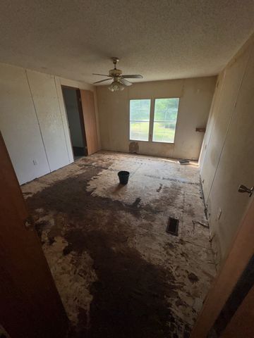 334 Deer Point Rd, Unionville, TN 37180