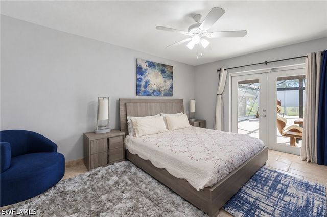2070 39th ST SW, Naples, FL 34117