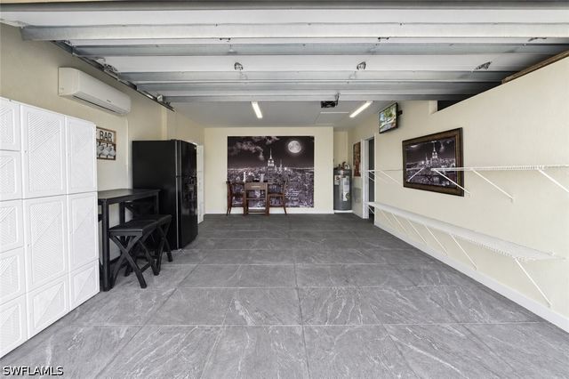 2070 39th ST SW, Naples, FL 34117