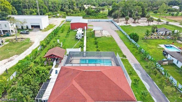 2070 39th ST SW, Naples, FL 34117