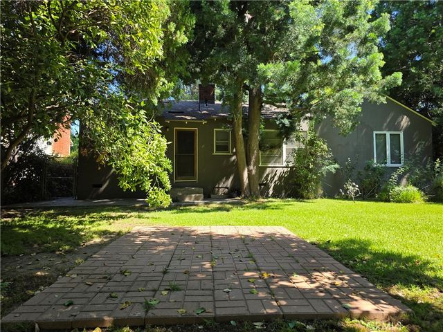 14954 Wyandotte St, Van Nuys, CA 91405