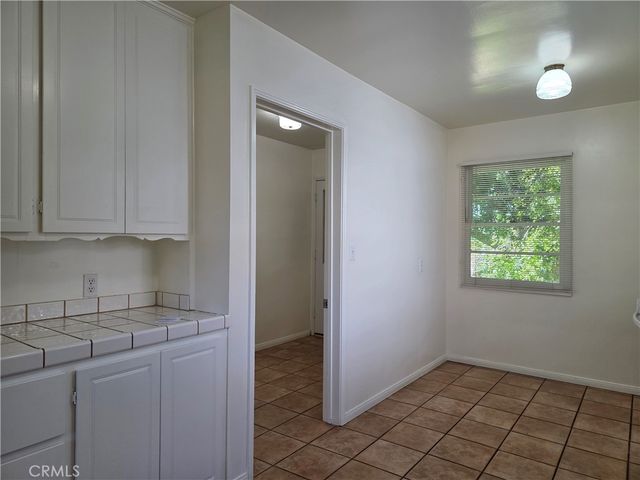 14954 Wyandotte St, Van Nuys, CA 91405