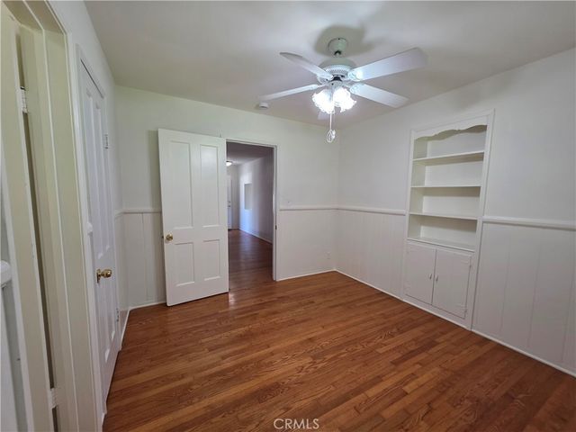 14954 Wyandotte St, Van Nuys, CA 91405