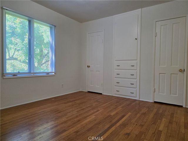 14954 Wyandotte St, Van Nuys, CA 91405