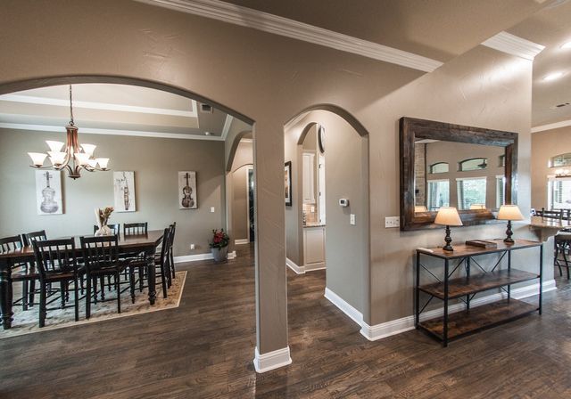 105 Woodlot Lane, Azle, TX 76020