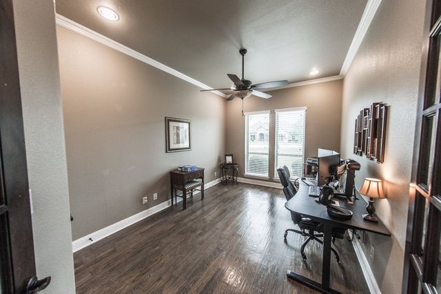 105 Woodlot Lane, Azle, TX 76020