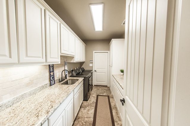 105 Woodlot Lane, Azle, TX 76020