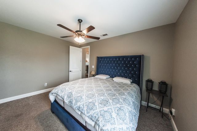 105 Woodlot Lane, Azle, TX 76020