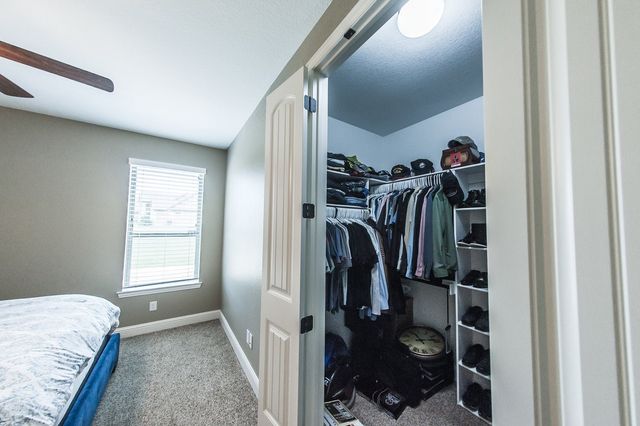 105 Woodlot Lane, Azle, TX 76020