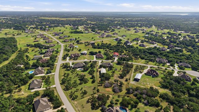 105 Woodlot Lane, Azle, TX 76020
