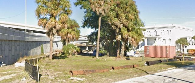 702 E ROSS AVENUE, Tampa, FL 33602