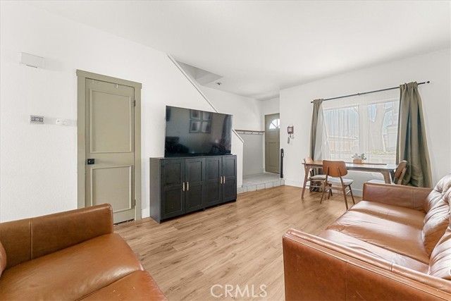 926 W Philadelphia 57, Ontario, CA 91762