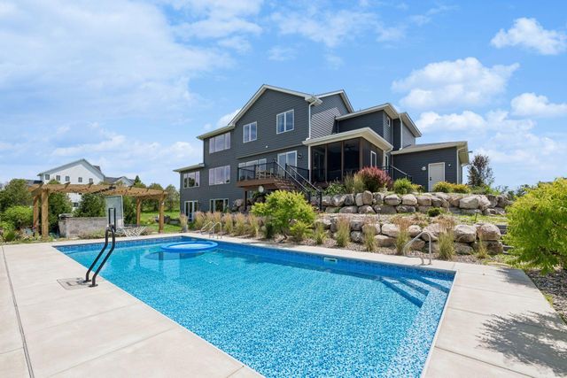 4580 204th Street E, Prior Lake, MN 55372