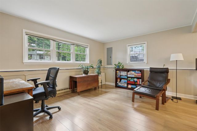39 Roe Avenue, Cornwall, NY 12520