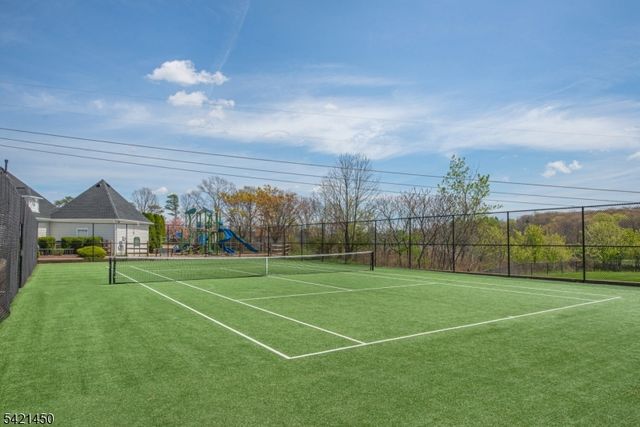 6 Brock Ln, Mount Olive Twp., NJ 07840